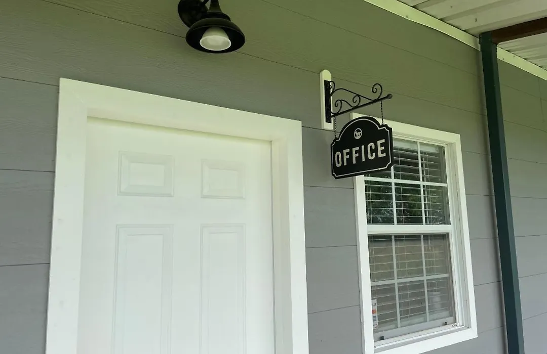 Four Oaks Bed And Breakfast-1